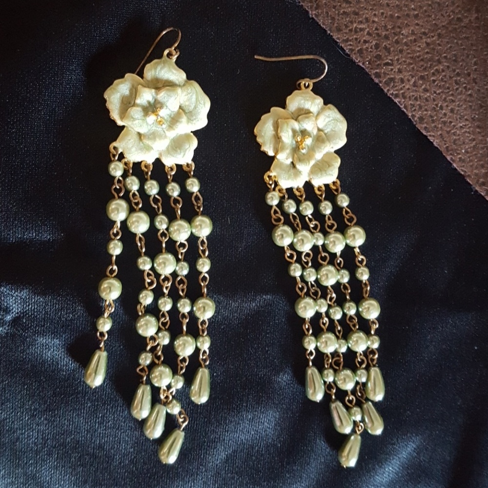 Earings